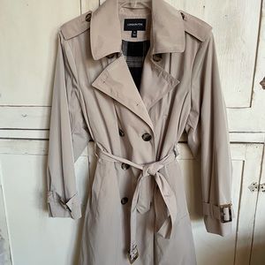 London Fog women’s raincoat with unzippable liner size 2X